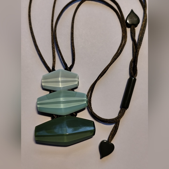 ZSISKA Large Statement 3 Tone Green Resin Pendant Necklace - Picture 5 of 9